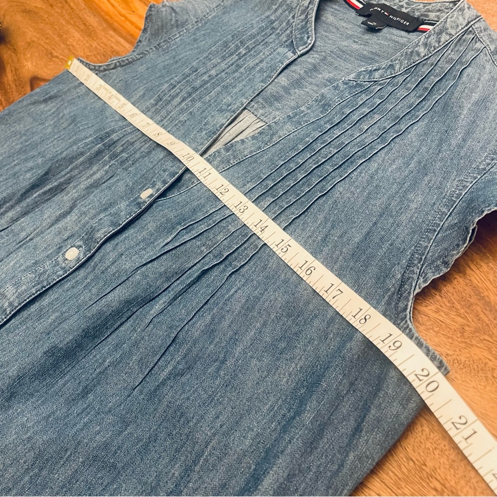 Tommy Hilfiger Chambray Flutter Sleeve Button Dow… - image 4